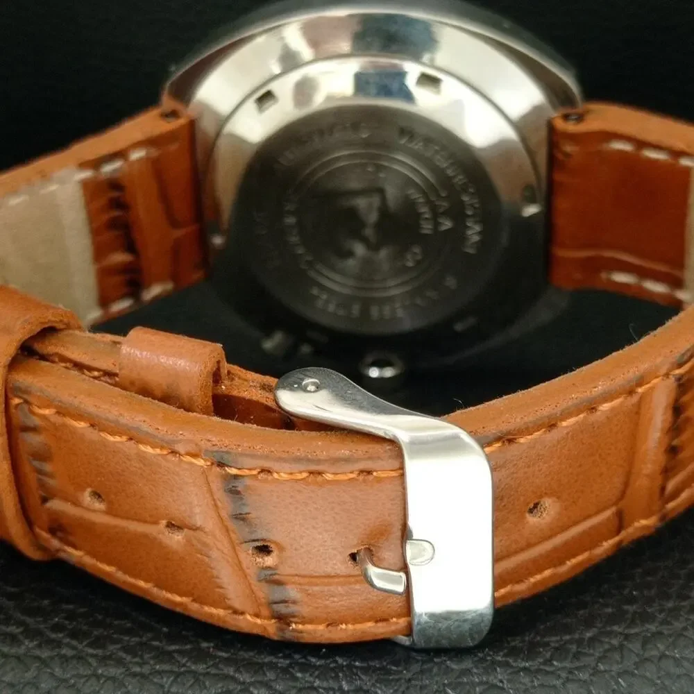 Vintage 1975 Ricoh Automatic Mens Silver Watch W/daydate & Gold accents